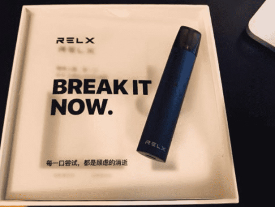水润人间，清凉一瞬—RELX悦刻五代「人间凉白开」口味深度体验